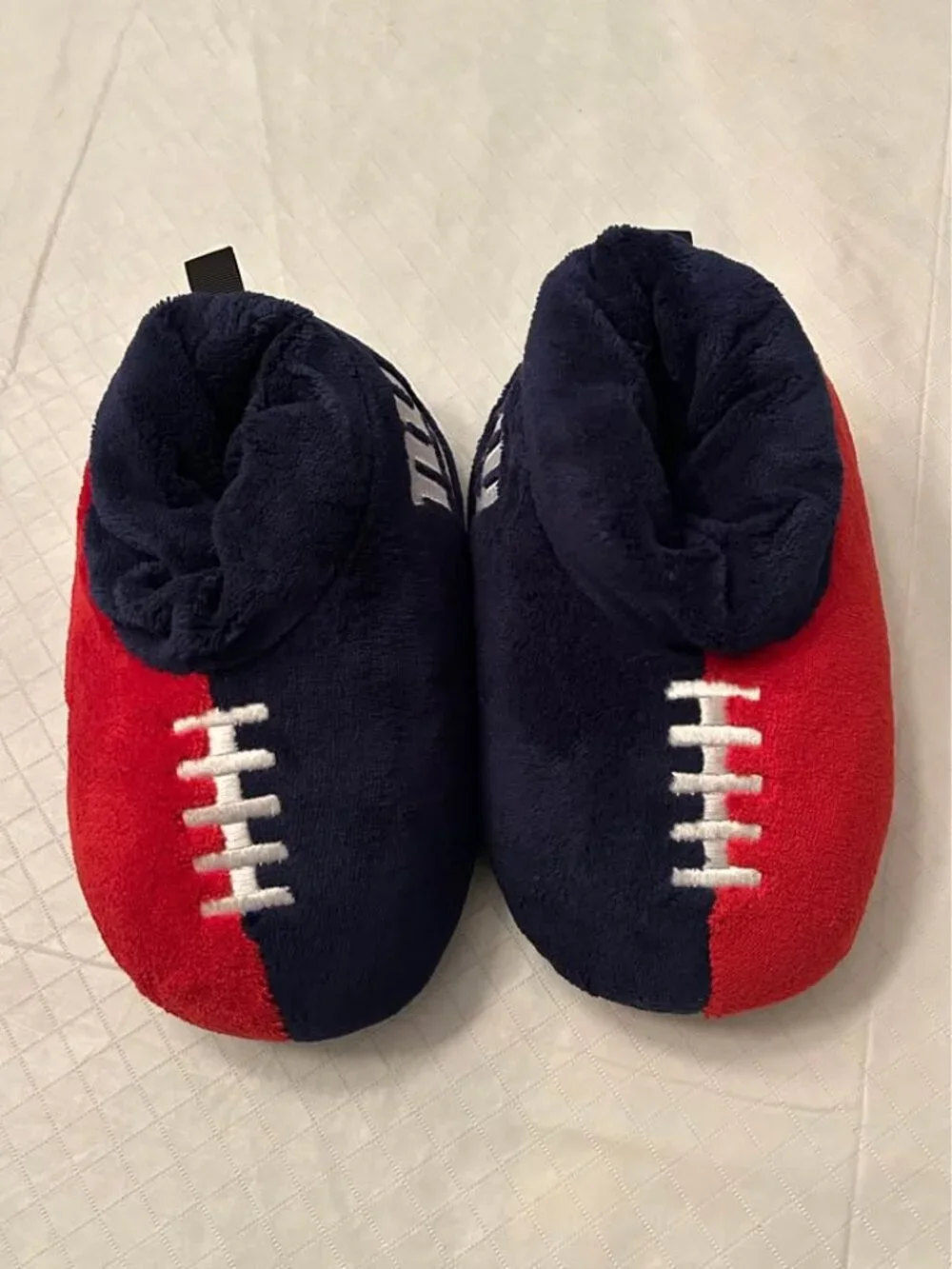 Kid’s New York Giants Slippers (Size 13/1)